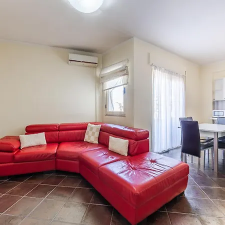 דירה Spacious In The Heart Of By Pikhost