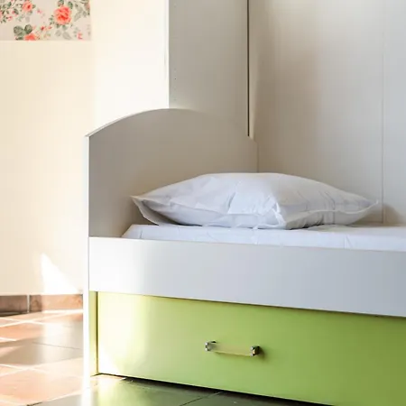 דירה Spacious In The Heart Of By Pikhost *