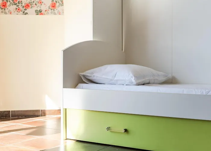 דירה Spacious In The Heart Of By Pikhost *