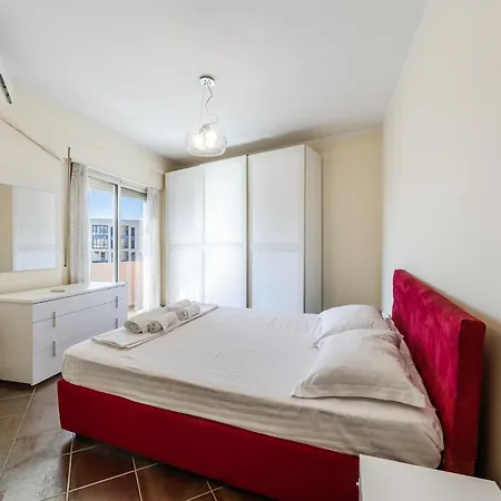 Lejlighed Spacious In The Heart Of By Pikhost *