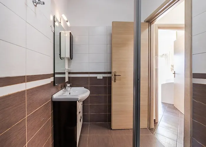 Spacious In The Heart Of By Pikhost *