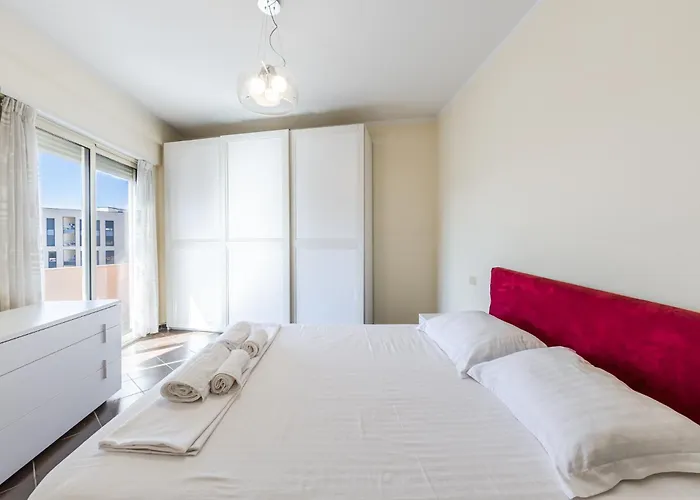 Spacious In The Heart Of By Pikhost *